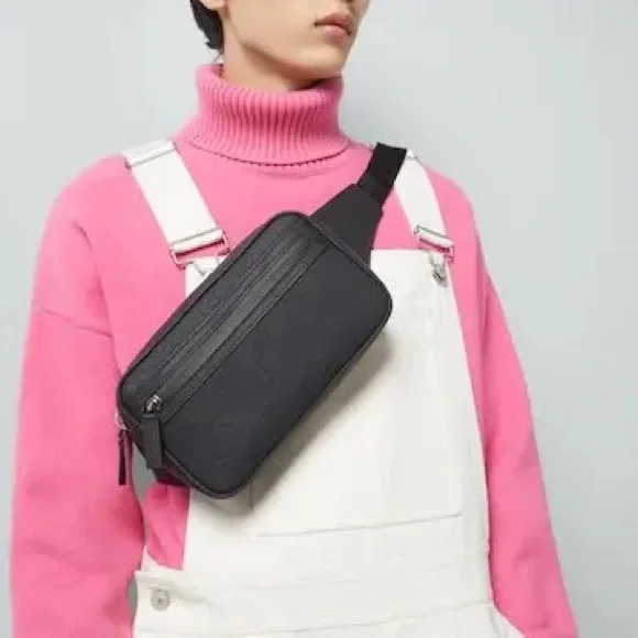 Gucci GG Belt Bag in Rubber-effect Leather NWT - Picture 8 of 9